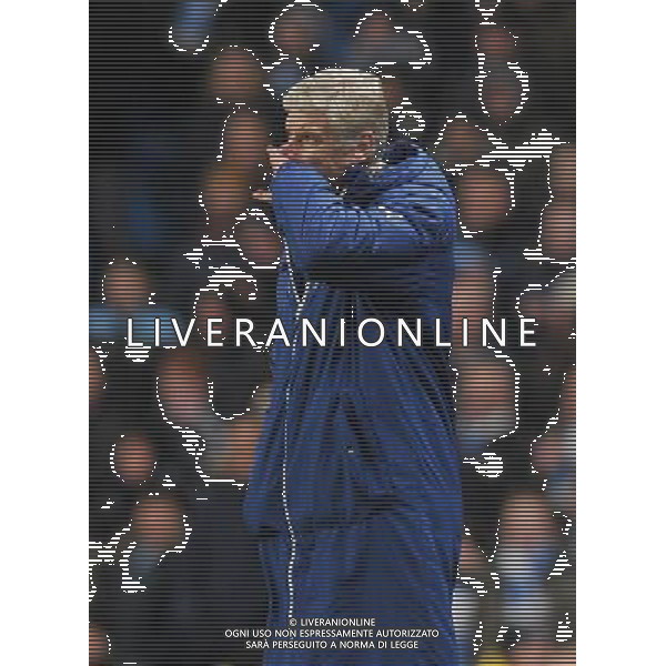 Arsenal\'s Manager Arsne Wenger Photographer Dave Howarth/CameraSport Football - Barclays Premiership - Manchester City v Arsenal - Sunday 18th January 2015 - Etihad stadium - Manchester © CameraSport - 43 Linden Ave. Countesthorpe. Leicester. England. LE8 5PG - Tel: +44 (0) 116 277 4147 - admin@camerasport.com - www.camerasport.com AG ALDO LIVERANI SAS ONLY ITALY