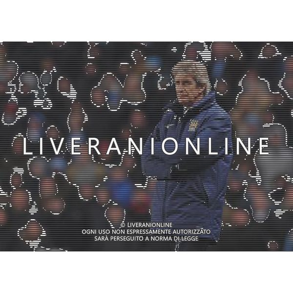 A dejected Manchester City\'s Manager Manuel Pellegrini Photographer Dave Howarth/CameraSport Football - Barclays Premiership - Manchester City v Arsenal - Sunday 18th January 2015 - Etihad stadium - Manchester © CameraSport - 43 Linden Ave. Countesthorpe. Leicester. England. LE8 5PG - Tel: +44 (0) 116 277 4147 - admin@camerasport.com - www.camerasport.com AG ALDO LIVERANI SAS ONLY ITALY