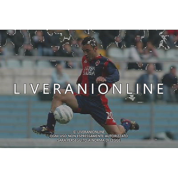 Roma 13/01/2005 Lazio-Cagliari Tim Cup 2004/2005 Nella foto: Peralta Walter Horacio.* Ph Gianni Nucci/Aldo Liverani