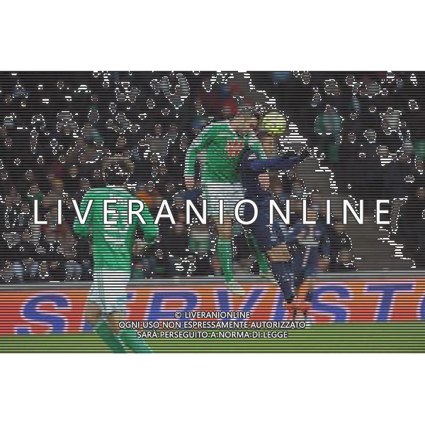 Loic PERRIN / Lucas MOURA - 25.01.2015 - Saint Etienne / PSG - 22eme journee de Ligue1 Photo : Jean Paul Thomas / Icon Sport AG ALDO LIVERANI SAS ONLY ITALY
