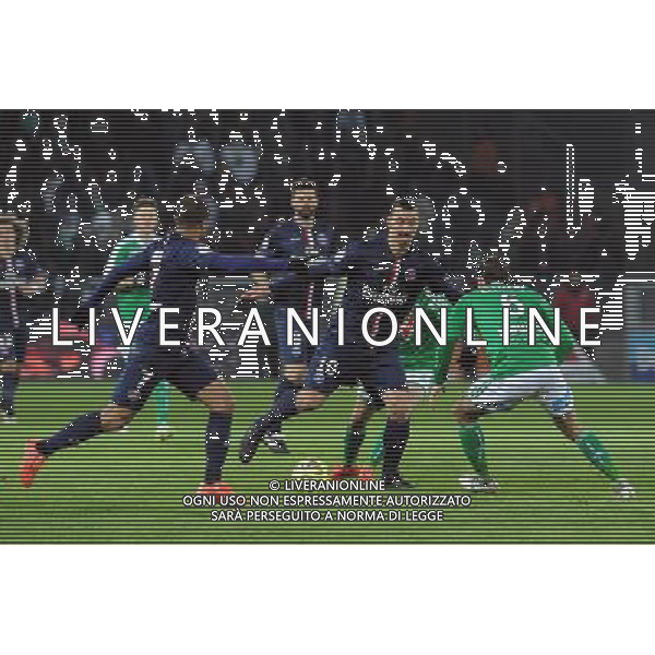 Zlatan IBRAHIMOVIC / Lucas Moura - 25.01.2015 - Saint Etienne / PSG - 22eme journee de Ligue1 Photo : Jean Paul Thomas / Icon Sport AG ALDO LIVERANI SAS ONLY ITALY