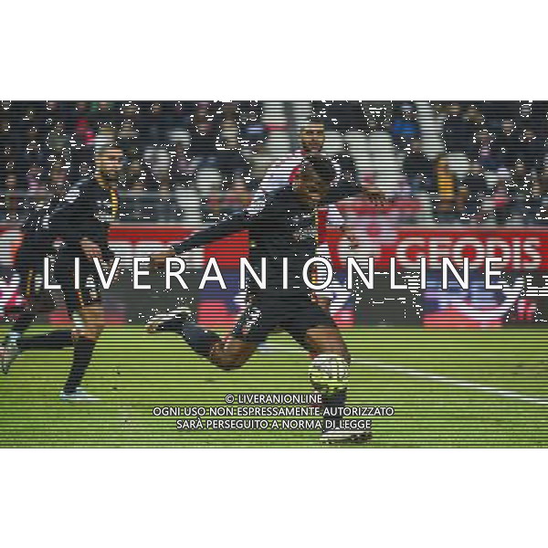 Dimitri CAVARE - 25.01.2015 - Reims / Lens - 22eme journee de Ligue1 Photo : Dave Winter / Icon Sport *** Local Caption *** /Agenzia Aldo Liverani sas - ITALY ONLY - EDITORIAL USE ONLY *** Local Caption *** /Agenzia Aldo Liverani sas - ITALY ONLY - EDITORIAL USE ONLY
