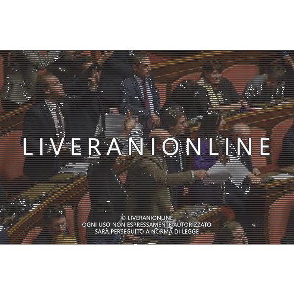 Roma - 27/01/2015 - Palazzo Madama - Discussione del disegno di legge: Disposizioni in materia di elezione della Camera dei deputati - nella foto: Le proteste dei senatori del M5S / Ph. Fabrizio Corradetti - Ag. Aldo Liverani Sas