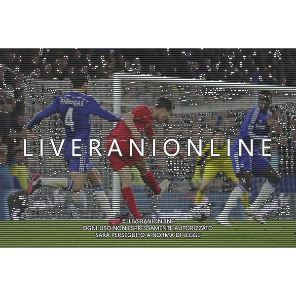 Liverpool\'s Philippe Coutinho fires in a shot Photographer Ashley Western /CameraSport Football - Capital One Cup Semi Final Second Leg - Chelsea v Liverpool - Tuesday 27th January 2015 - Stamford Bridge - London © CameraSport - 43 Linden Ave. Countesthorpe. Leicester. England. LE8 5PG - Tel: +44 (0) 116 277 4147 - admin@camerasport.com - www.camerasport.com AG ALDO LIVERANI SAS ONLY ITALY
