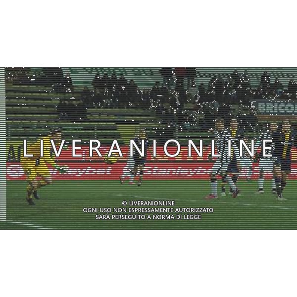 Coppa Italia TIM Cup 2014/2015 Quarti di Finale Parma - 28.01.2015 Parma-Juventus Nella Foto:pepe colpisce il palo /Ph.Vitez-Ag. Aldo Liverani