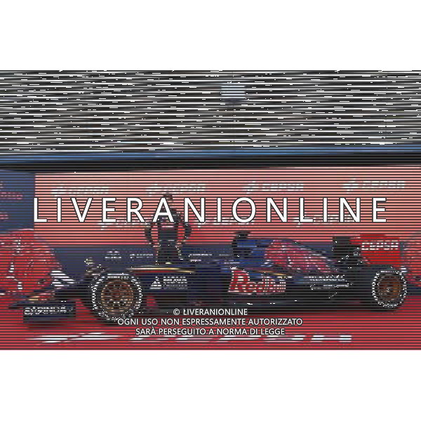 Max Verstappen (NLD) Scuderia Toro Rosso STR10. 31.01.2015. Formula One Testing, Preparation Day, Jerez, Spain. - www.xpbimages.com, EMail: requests@xpbimages.com - copy of publication required for printed pictures. Every used picture is fee-liable. © Copyright: Batchelor / /Agenzia Aldo Liverani Sas - ITALY ONLY - EDITORIAL USE ONLY