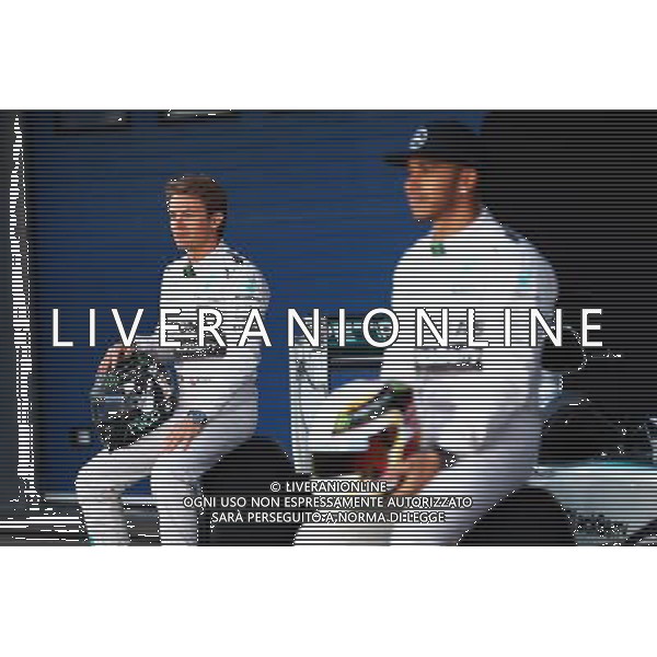 (L to R): Nico Rosberg (GER) Mercedes AMG F1 with team mate Lewis Hamilton (GBR) Mercedes AMG F1. 01.02.2015. Formula One Testing, Day One, Jerez, Spain. AG ALDO LIVERANI SAS ONLY ITALY