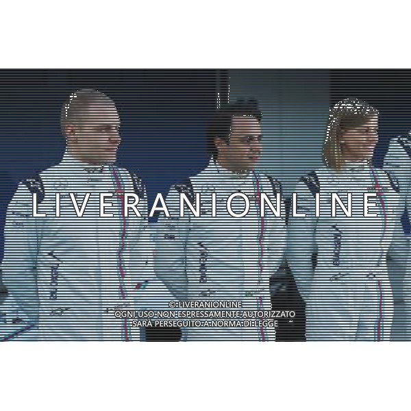 (L to R): Valtteri Bottas (FIN) Williams with Felipe Massa (BRA) Williams and Susie Wolff (GBR) Williams Development Driver. 01.02.2015. Formula One Testing, Day One, Jerez, Spain. AG ALDO LIVERANI SAS ONLY ITALY