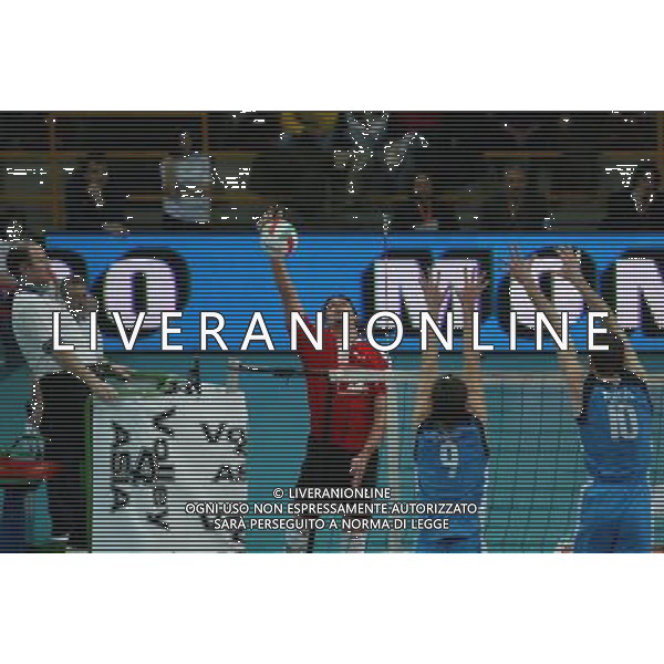 VERONA 13/01/2005 VOLLEY 4 ASIA ITALIA-ALL STAR NELLA FOTO:WOUT WIJSMANS FOTO PAOLA GARBUIO/ALDO LIVERANI s.a.s