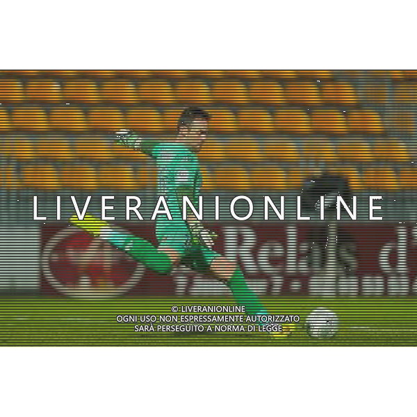 Lionel CAPPONE - 30.01.2015 - Laval / Troyes - 22eme journee de Ligue 2 Photo : Vincent Michel / Icon Sport AG ALDO LIVERANI SAS ONLY ITALY