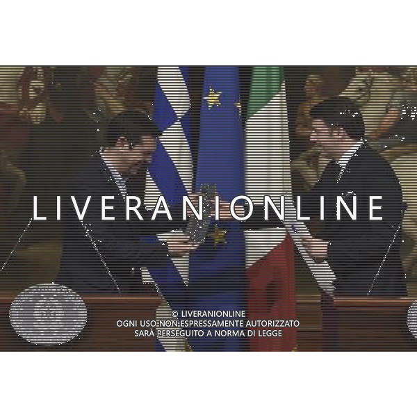 Incontro Matteo Renzi con Alexis Tsipras a Palazzo Ghigi Roma - 03.02.2015 Nella Foto:Alexis Tsipras e Matteo Renzi- Renzi regala una cravatta Tsipras /Ph.Corradetti-Ag. Aldo Liverani