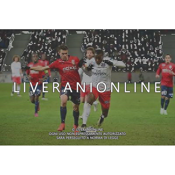 Blaise MATUIDI / Sebastien CORCHIA - 03.02.2015 - Lille / Paris Saint Germain - 1/2Finale Coupe de la Ligue Photo : Dave Winter / Icon Sport /Agenzia Aldo Liverani sas - ITALY ONLY - EDITORIAL USE ONLY