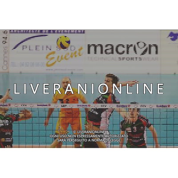 Stanislav SIMIN - 03.02.2015 - Cannes / Tourcoing - 18eme journee de Ligue A Photo : Jean Christophe Magnenet / Icon Sport /AGENZIA ALDO LIVERANI SAS - ITALY ONLY - EDITORIAL USE ONLY