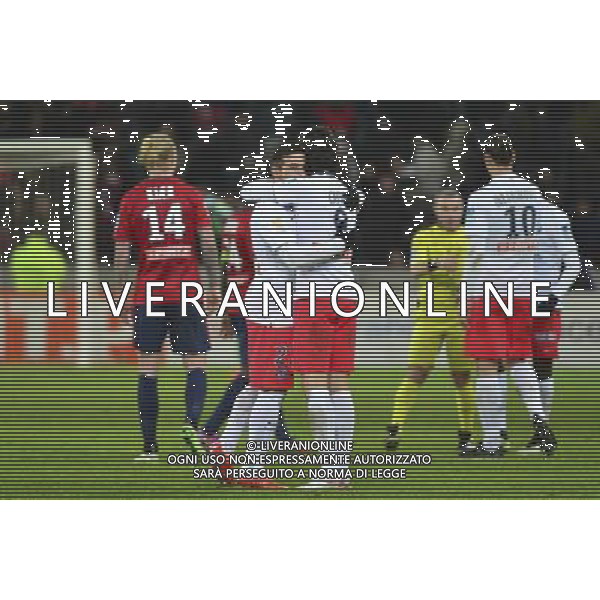 Joie PSG / Ezequiel LAVEZZI / Edinson CAVANI - 03.02.2015 - Lille / Paris Saint Germain - 1/2Finale Coupe de la Ligue Photo : Dave Winter / Icon Sport /AGENZIA ALDO LIVERANI SAS - ITALY ONLY - EDITORIAL USE ONLY