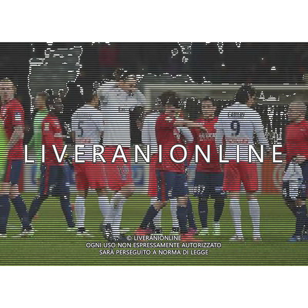 Zlatan IBRAHIMOVIC / Sebastien CORCHIA - 03.02.2015 - Lille / Paris Saint Germain - 1/2Finale Coupe de la Ligue Photo : Dave Winter / Icon Sport /AGENZIA ALDO LIVERANI SAS - ITALY ONLY - EDITORIAL USE ONLY
