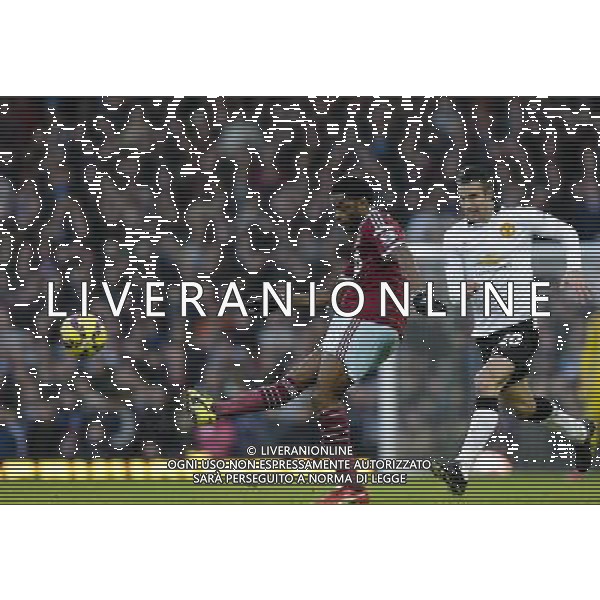 West Ham United\'s Alexandre Song in action during todays match Photographer Craig Mercer/CameraSport Football - Barclays Premiership - West Ham United v Manchester United - Sunday 8th February 2015 - Boleyn Ground - London © CameraSport - 43 Linden Ave. Countesthorpe. Leicester. England. LE8 5PG - Tel: +44 (0) 116 277 4147 - admin@camerasport.com - www.camerasport.com /Agenzia Aldo Liverani Sas - ITALY ONLY - EDITORIAL USE ONLY