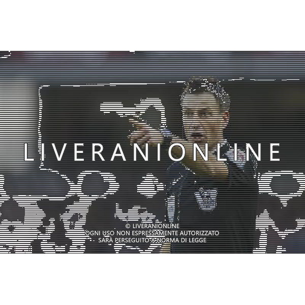 Referee Mark Clattenburg Photographer Craig Mercer/CameraSport Football - Barclays Premiership - West Ham United v Manchester United - Sunday 8th February 2015 - Boleyn Ground - London © CameraSport - 43 Linden Ave. Countesthorpe. Leicester. England. LE8 5PG - Tel: +44 (0) 116 277 4147 - admin@camerasport.com - www.camerasport.com /Agenzia Aldo Liverani Sas - ITALY ONLY - EDITORIAL USE ONLY