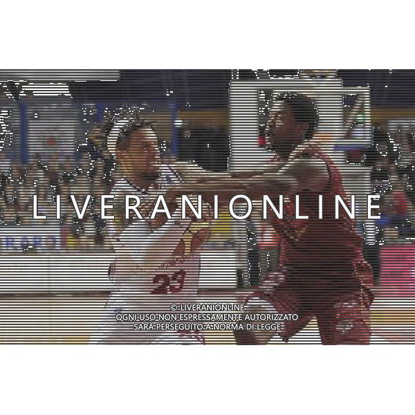 Beko Lega Basket Serie A 2014/2015 3 Giornata Ritorno Mestre (VE) - 09.02.2015 Umana Reyer Venezia-EA7 Emporio Armani Milano Nella Foto:Hackett-Stone /Ph.Garbuio-Ag. Aldo Liverani