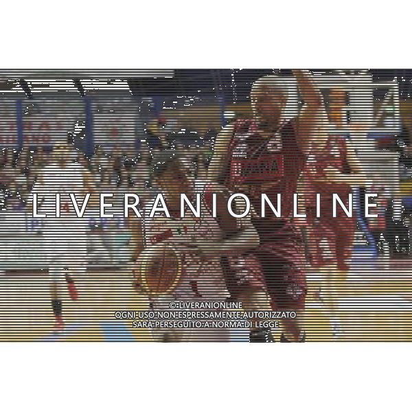 Beko Lega Basket Serie A 2014/2015 3 Giornata Ritorno Mestre (VE) - 09.02.2015 Umana Reyer Venezia-EA7 Emporio Armani Milano Nella Foto:Ragland Joe-Jackson Jarrius /Ph.Garbuio-Ag. Aldo Liverani