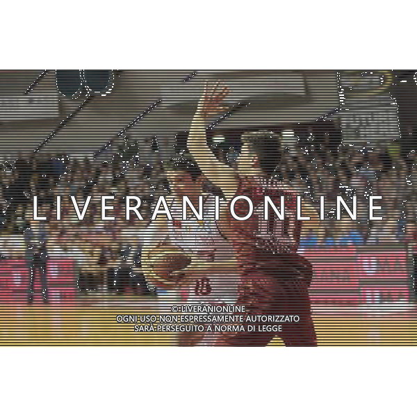 MESTRE (VE) 09-02-2015 UMANA REYER VENEZIA-EA7 EMPORIO ARMANI MILANO NELLA FOTO:MEACHAM TRENTON FOTO PAOLA GARBUIO/AG.ALDO LIVERANI