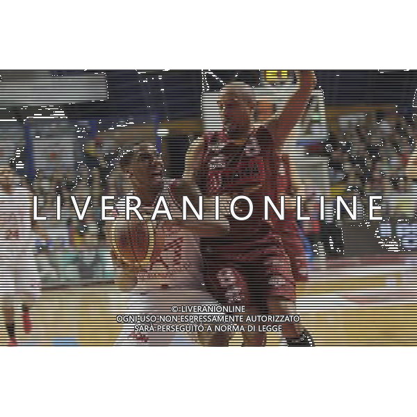 MESTRE (VE) 09-02-2015 UMANA REYER VENEZIA-EA7 EMPORIO ARMANI MILANO NELLA FOTO:RAGLAND JOE E JACKSON JARRIUS FOTO PAOLA GARBUIO/AG.ALDO LIVERANI