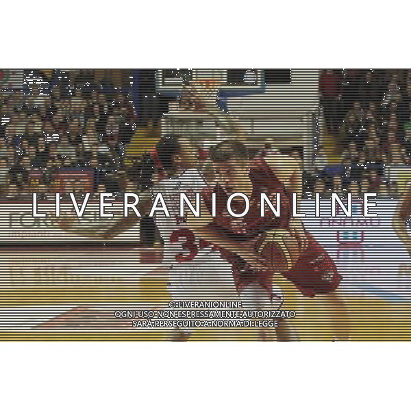 MESTRE (VE) 09-02-2015 UMANA REYER VENEZIA-EA7 EMPORIO ARMANI MILANO NELLA FOTO:VIGGIANO JEFF FOTO PAOLA GARBUIO/AG.ALDO LIVERANI