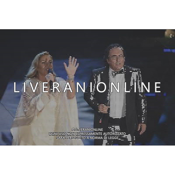 65mo FESTIVAL DELLA CANZONE ITALIANA DI SANREMO PRIMA SERATA 10 FEBBRAIO 2015 NELLA FOTO ALBANO CARRISI E ROMINA POWER ©Gazzaniga/Agenzia Aldo Liverani sas