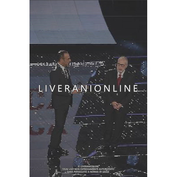 65mo FESTIVAL DELLA CANZONE ITALIANA DI SANREMO PRIMA SERATA 10 FEBBRAIO 2015 NELLA FOTO CARLO CONTI FABRIZIO PULVIRENTI IL MEDICO DI EMERGENCY GUARITO DAL VIRUS DELL\'EBOLA ©Gazzaniga/Agenzia Aldo Liverani sas