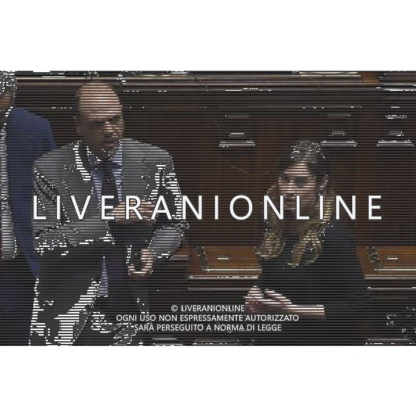 Roma - 12/02/2015 - Palazzo Chigi - Discussione del disegno di legge costituzionale - nella foto: Angelino Alfano e Maria Elena Boschi / Ph. Fabrizio Corradetti - Ag. Aldo Liverani Sas