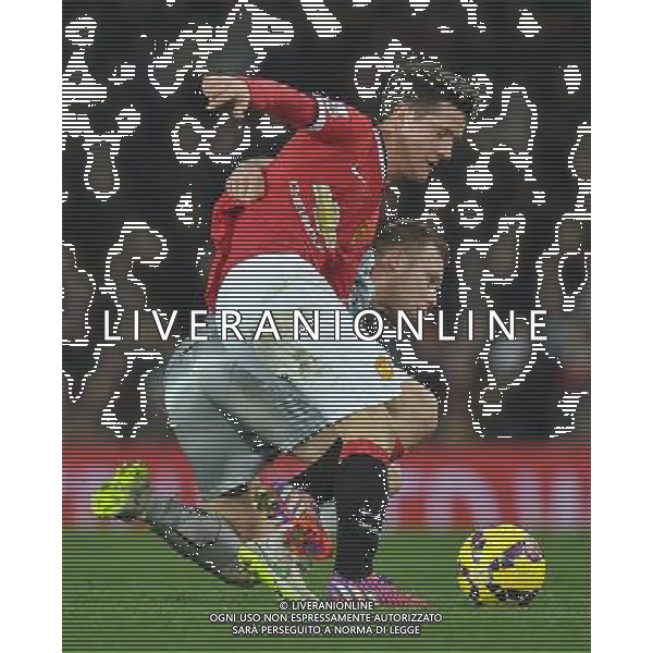 Burnley\'s Scott Arfield tackles Manchester United\'s Ander Herrera Photographer Dave Howarth/CameraSport Football - Barclays Premiership - Manchester United v Burnley - Wednesday 11th February 2015 - Old Trafford - Manchester © CameraSport - 43 Linden Ave. Countesthorpe. Leicester. England. LE8 5PG - Tel: +44 (0) 116 277 4147 - admin@camerasport.com - www.camerasport.com AG ALDO LIVERANI SAS ONLY ITALY