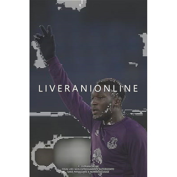 Everton\'s Romelu Lukaku on his return to Stamford Bridge during the pre-match warm-up Photographer Craig Mercer/CameraSport Football - Barclays Premiership - Chelsea v Everton - Wednesday 11th February 2015 - Stamford Bridge - London © CameraSport - 43 Linden Ave. Countesthorpe. Leicester. England. LE8 5PG - Tel: +44 (0) 116 277 4147 - admin@camerasport.com - www.camerasport.com AG ALDO LIVERANI SAS ONLY ITALY