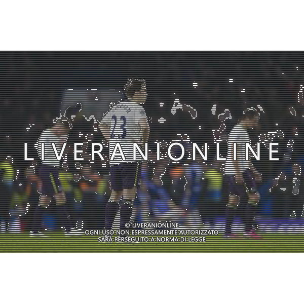 Everton players look dejected after conceding a late goal to lose 1-0 Photographer Craig Mercer/CameraSport Football - Barclays Premiership - Chelsea v Everton - Wednesday 11th February 2015 - Stamford Bridge - London © CameraSport - 43 Linden Ave. Countesthorpe. Leicester. England. LE8 5PG - Tel: +44 (0) 116 277 4147 - admin@camerasport.com - www.camerasport.com AG ALDO LIVERANI SAS ONLY ITALY