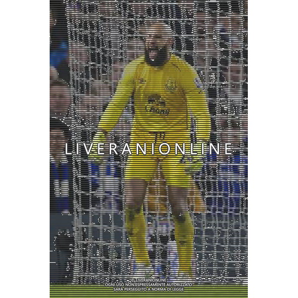 Everton\'s Tim Howard in action during todays match Photographer Craig Mercer/CameraSport Football - Barclays Premiership - Chelsea v Everton - Wednesday 11th February 2015 - Stamford Bridge - London © CameraSport - 43 Linden Ave. Countesthorpe. Leicester. England. LE8 5PG - Tel: +44 (0) 116 277 4147 - admin@camerasport.com - www.camerasport.com AG ALDO LIVERANI SAS ONLY ITALY