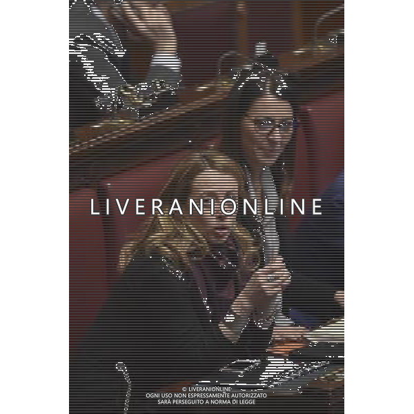 Roma - 12/02/2015 - Palazzo Chigi - Discussione del disegno di legge costituzionale - nella foto: Giorgia Meloni e Barbara Saltamartini / Ph. Fabrizio Corradetti - Ag. Aldo Liverani Sas