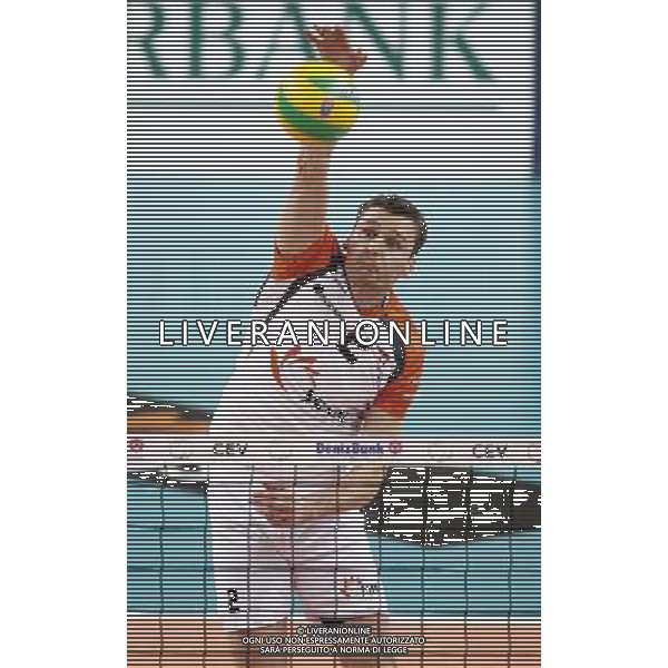 12.02.2015 Jastrzebie Zdroj sport siatkowka mezczyzn Liga Mistrzow 2015 , 2015 CEV DenizBank Volleyball Champions League - Men . Jastrzebski Wegiel (biale) - Sir Safety Perugia (czerwone) n/z. Krzysztof Gierczynski . Fot. Tomasz Wantula / EDYTOR.net/NEWSPIX.PL --- Newspix.pl /Agenzia Aldo Liverani sas - ITALY ONLY - EDITORIAL USE ONLY *** Local Caption *** www.newspix.pl mail us: info@newspix.pl call us: 0048 022 23 22 222 --- Polish Picture Agency by Ringier Axel Springer Poland