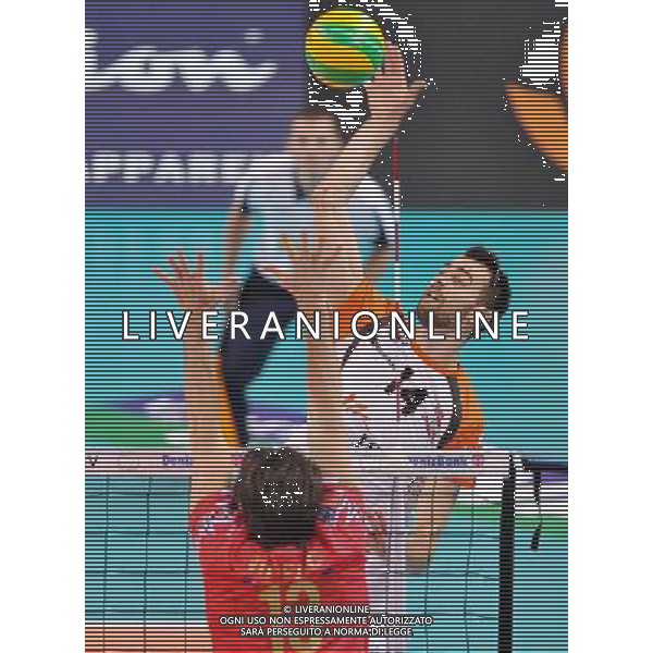 2015.02.12 JASTRZEBIE ZDROJ SIATKOWKA 2015 CEV DENIZBANK VOLLEYBAL CHAMPIONS LEAGUE / SIATKOWKA LIGA MISTRZOW MEZCZYZN JASTRZEBSKI WEGIEL - SIR SAFETY PERUGIA N/Z QUESQUE GUILLAUME FOTO RAFAL RUSEK / PRESSFOCUS / NEWSPIX.PL --- Newspix.pl AG ALDO LIVERANI SAS ONLY ITALY *** Local Caption *** www.newspix.pl mail us: info@newspix.pl call us: 0048 022 23 22 222 --- Polish Picture Agency by Ringier Axel Springer Poland