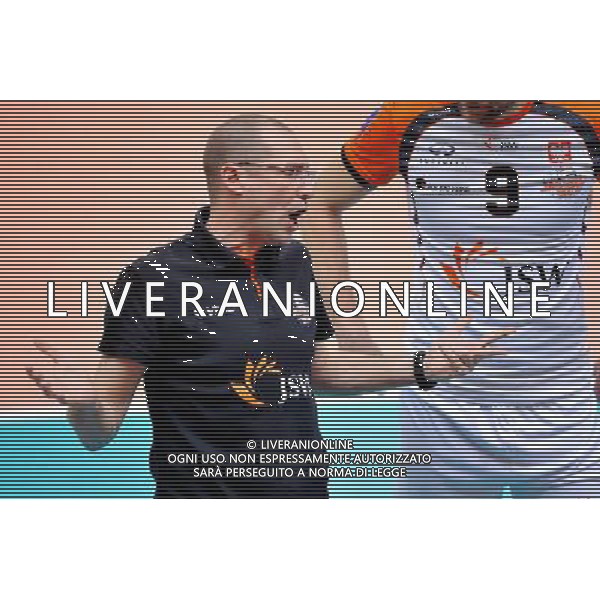 2015.02.12 JASTRZEBIE ZDROJ SIATKOWKA 2015 CEV DENIZBANK VOLLEYBAL CHAMPIONS LEAGUE / SIATKOWKA LIGA MISTRZOW MEZCZYZN JASTRZEBSKI WEGIEL - SIR SAFETY PERUGIA N/Z PIAZZA ROBERTO FOTO RAFAL RUSEK / PRESSFOCUS / NEWSPIX.PL --- Newspix.pl AG ALDO LIVERANI SAS ONLY ITALY *** Local Caption *** www.newspix.pl mail us: info@newspix.pl call us: 0048 022 23 22 222 --- Polish Picture Agency by Ringier Axel Springer Poland