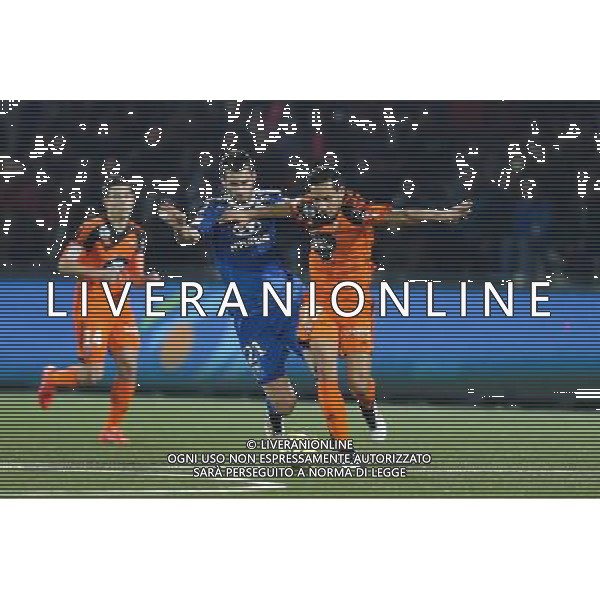 Walid MESLOUB / Maxime GONALONS - 15.02.2015 - Lorient / Lyon - 25eme journee de Ligue 1 - Photo : Vincent Michel / Icon Sport AG ALDO LIVERANI SAS ONLY ITALY