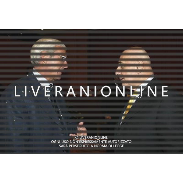 Milano 17 gennaio 2005 Riunione convocata dal presidente federale Carraro tra arbitri, presidenti, allenatorie e capitani delle societˆ di serie A e B nella foto: Galiani Adriano e Lippi Marcello foto Andry / Ag. Aldo Liverani