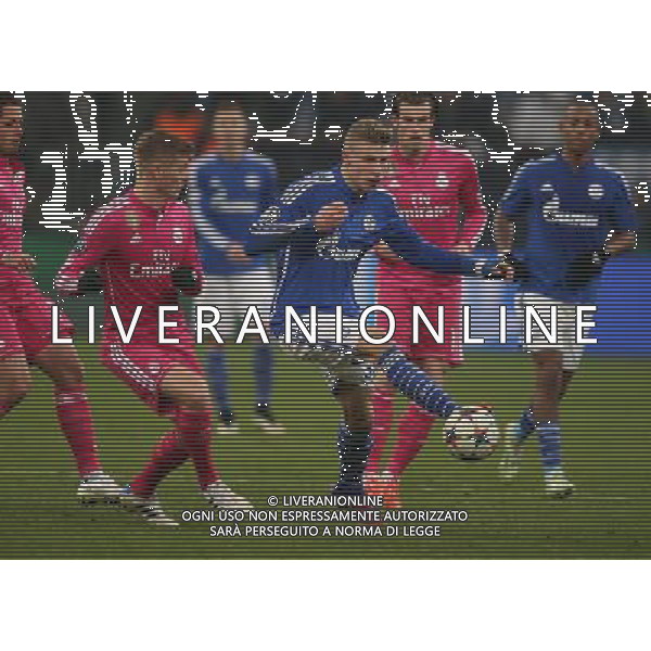 firo Fu§ball,Fussball, 18.02.2015 Champions League , Saison 2014/2015 FC Schalke 04 - Real Madrid Zweikampf Felix Platte egegen Toni Kroos $worldrightsEs gelten unsere AGB, einsehbar auf www.firosportphoto.de copyright by firo sportphoto: Coesfelder Str.207 48249 DŸlmen www.firosportphoto.de mail@firosportphoto.de (V o l k s b a n k B o c h u m - W i t t e n ) BLZ.: 430 601 29 Kt. Nr.: 341 117 100 Tel:Ê 02594 - 9916004 Fax:Ê02594 - 9916005 AG ALDO LIVERANI SAS ONLY ITALY