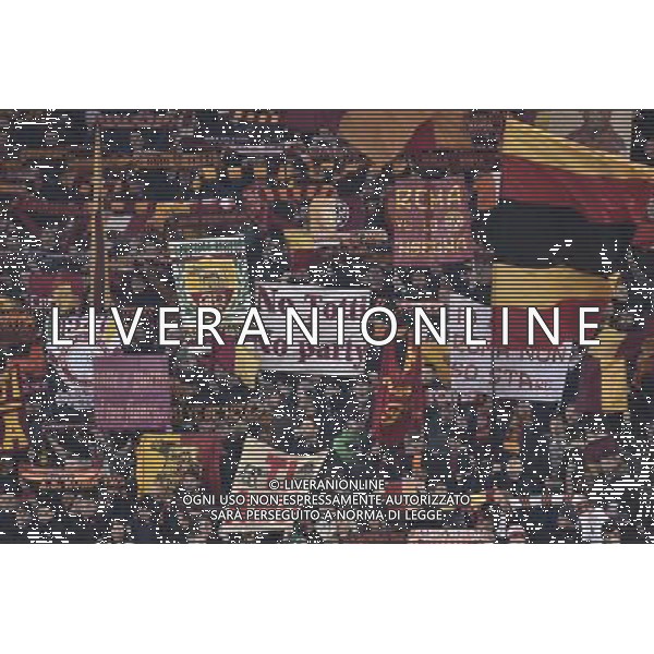 Roma - 19/02/2015 - Stadio Olimpico - Uefa Europa League 2014/2015 - andata sedicesimi - AS Roma vs Feyenoord - nella foto: tifosi della Roma / Ph Fabrizio Corradetti - Ag. Aldo Liverani Sas