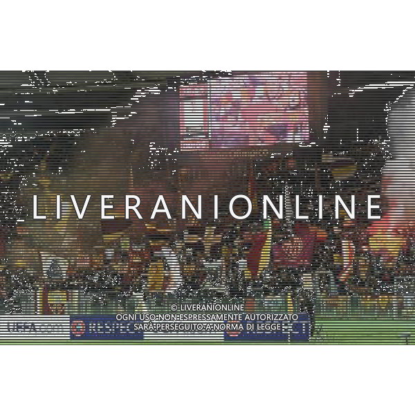 Roma - 19/02/2015 - Stadio Olimpico - Uefa Europa League 2014/2015 - andata sedicesimi - AS Roma vs Feyenoord - nella foto: Tifosi della Roma / Ph Fabrizio Corradetti - Ag. Aldo Liverani Sas