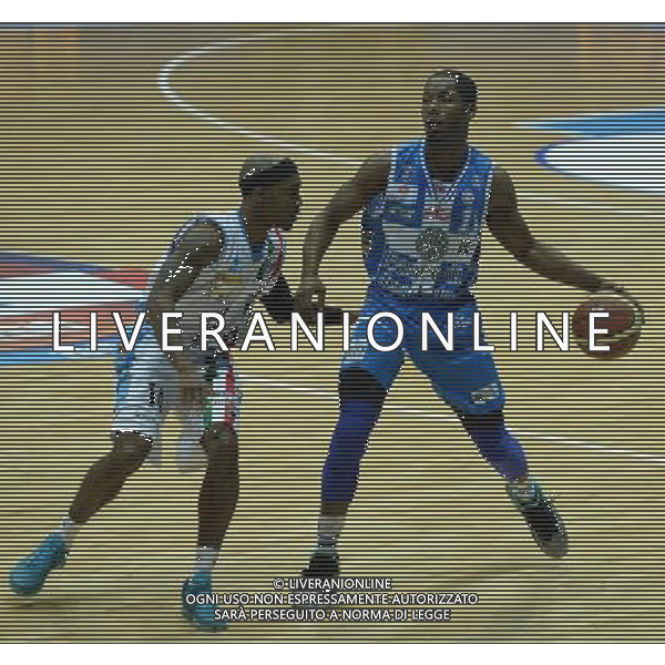 Beko Final Eight 2015 Quarti di Finale Desio (MB) - 20.02.2015 Banco di Sardegna Sassari-Vanoli Cremona Nella Foto:dyson jerome - ferguson jazzmar /Ph.Vitez-Ag. Aldo Liverani