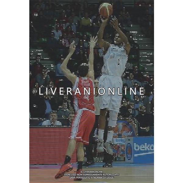 Beko Final Eight 2015 Quarti di Finale Desio (MB) - 20.02.2015 Grissin Bon Reggio Emilia-Dolomiti Aquila Basket Trento Nella Foto:mitchell tony /Ph.Vitez-Ag. Aldo Liverani