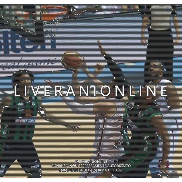 Beko Final Eight 2015 Quarti di Finale Desio (MB) - 20.02.2015 EA7 Armani Jeans Olimpia Milano-Sidigas Avellino Nella Foto:gentile alessandro /Ph.Vitez-Ag. Aldo Liverani