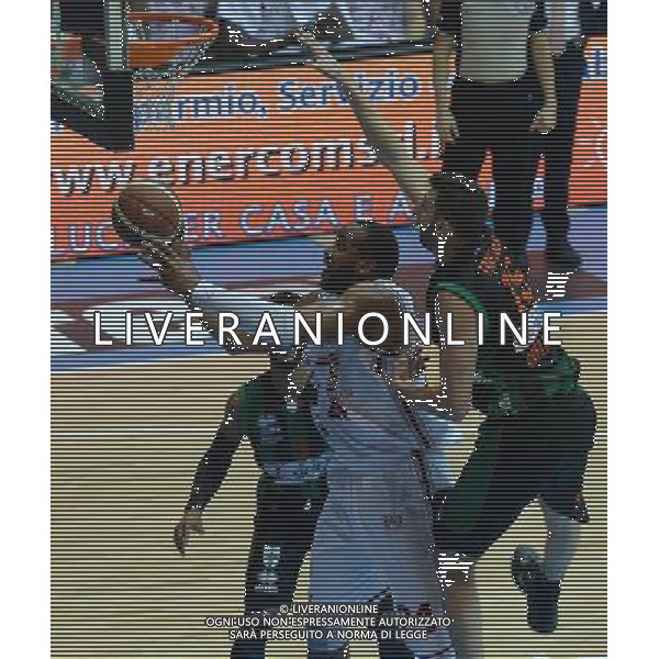 Beko Final Eight 2015 Quarti di Finale Desio (MB) - 20.02.2015 EA7 Armani Jeans Olimpia Milano-Sidigas Avellino Nella Foto:samardo samuels /Ph.Vitez-Ag. Aldo Liverani