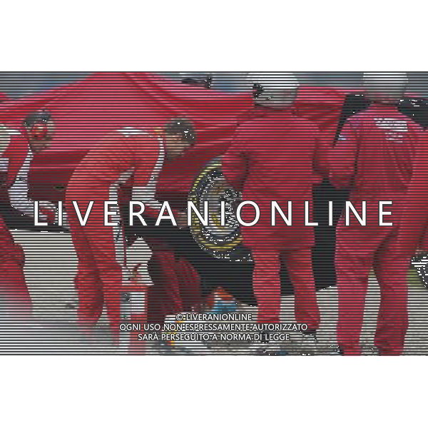 Sebastian Vettel (GER) Ferrari SF15-T spins off the circuit. 21.02.2015. Formula One Testing, Day Three, Barcelona, Spain. AG ALDO LIVERANI SAS ONLY ITALY