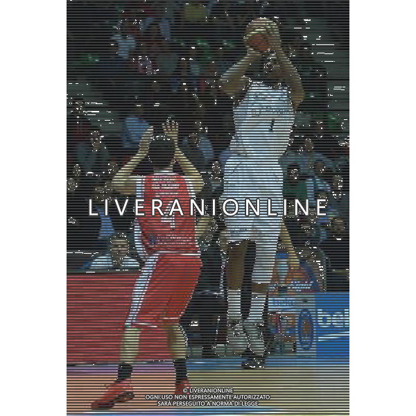 Beko Final Eight 2015 Quarti di Finale Desio (MB) - 20.02.2015 Grissin Bon Reggio Emilia-Dolomiti Aquila Basket Trento Nella Foto:Mitchell Tony /Ph.Vitez-Ag. Aldo Liverani