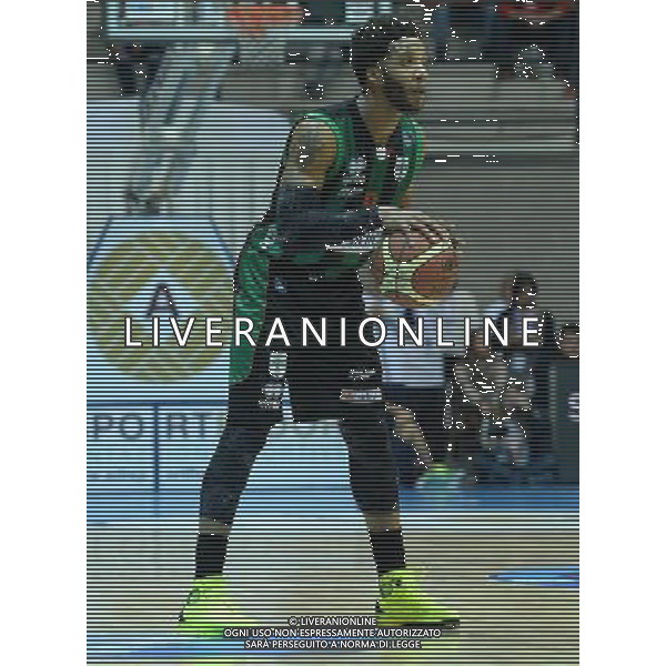 Beko Final Eight 2015 Quarti di Finale Desio (MB) - 20.02.2015 EA7 Armani Jeans Olimpia Milano-Sidigas Avellino Nella Foto:Banks Adrian /Ph.Vitez-Ag. Aldo Liverani