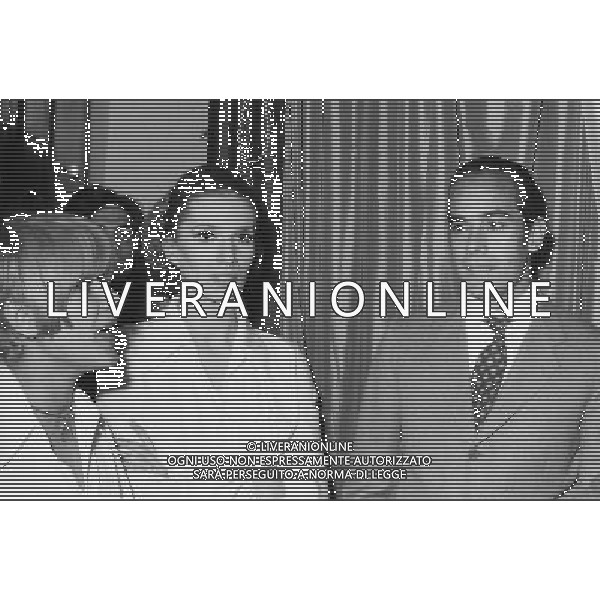 RETROSPETTIVA LUIS SUAREZ NELLA FOTO LUIS SUAREZ CON IVA ZANICCHI AG ALDO LIVERANI SAS